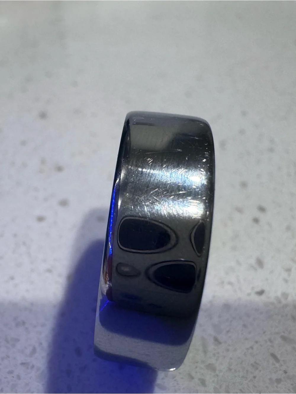 Oura Ring 4, Silver, with Charging Dock